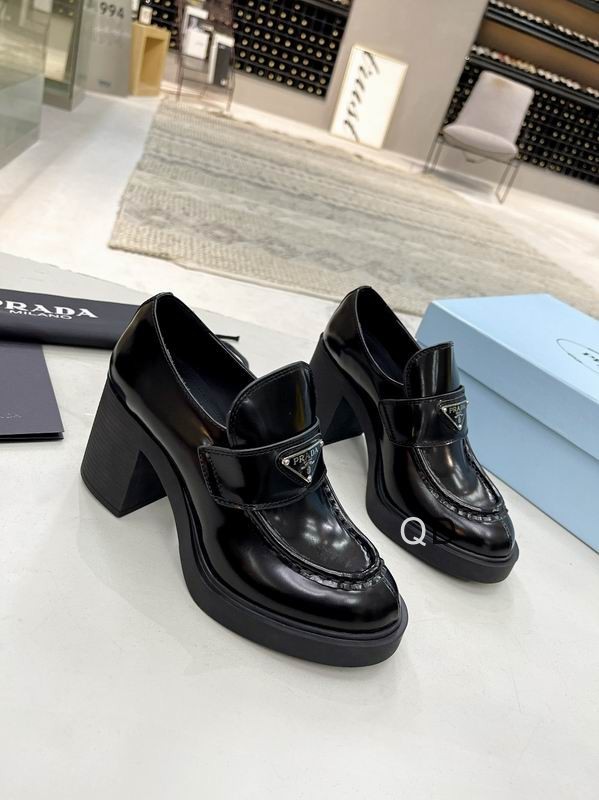 Prada Women's Shoes 405